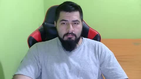 Snapshot of daviddelz chatting on March 2025 05:07:02 AM David online show from March 2025 05:07:02 AM