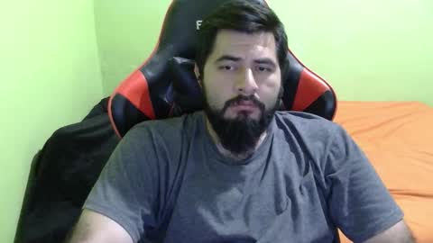 Snapshot of daviddelz chatting on December 2025 06:12:02 AM David online show from December 2025 06:12:02 AM