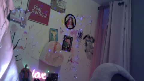 Snapshot of davidhumbee chatting on April 2026 11:21:03 PM David Lucky 13 online show from April 2026 11:21:03 PM