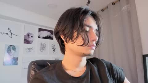 davoxer online show from December 2025 04:21:01 AM