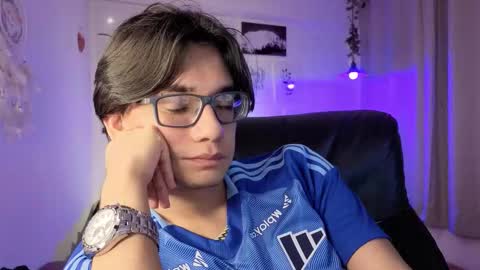 davoxer online show from February 2026 02:48:01 PM