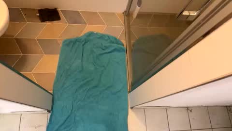 Snapshot of daxie002 chatting on January 2026 09:35:01 AM Hornybear online show from January 2026 09:35:01 AM