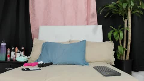 Snapshot of daye_sky chatting on May 2026 10:12:01 AM Daye sky online show from May 2026 10:12:01 AM