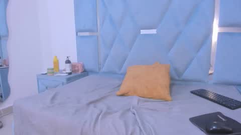 Snapshot of daylesandharry chatting on November 2025 01:24:02 PM daylesandharry online show from November 2025 01:24:02 PM