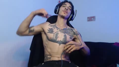 dazzayy online show from November 2025 12:21:02 AM