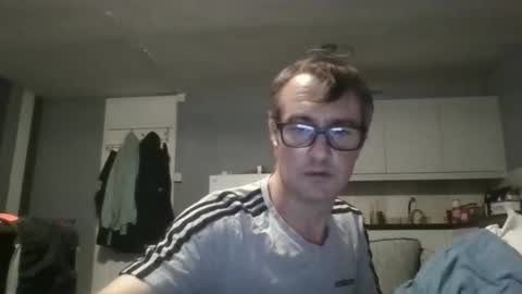 Snapshot of dazzill chatting on October 2025 06:30:01 PM Dazzill online show from October 2025 06:30:01 PM