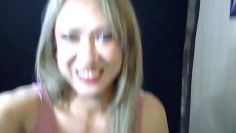 stephaniechim online show from March 2026 03:00:01 PM