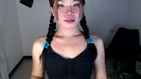 dazzzlingcarol online show from June 2026 09:36:01 AM