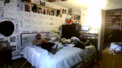 Snapshot of dbeamon92 chatting on February 2026 01:47:02 AM dbeamon92 online show from February 2026 01:47:02 AM