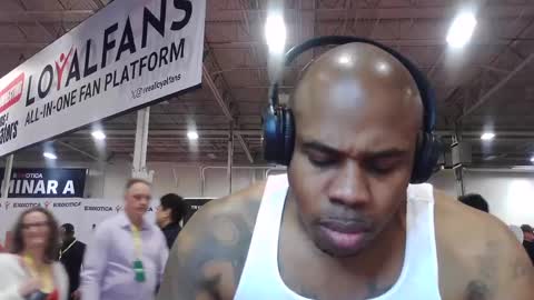 DCrush online show from December 2024 12:52:01 AM