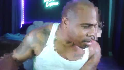 DCrush online show from December 2024 09:15:01 PM