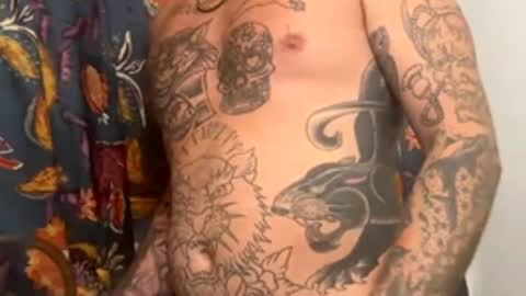 dcwells1992 online show from April 2026 08:17:01 AM