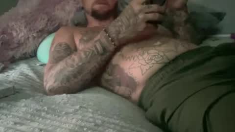 dcwells1992 online show from April 2026 12:02:02 AM