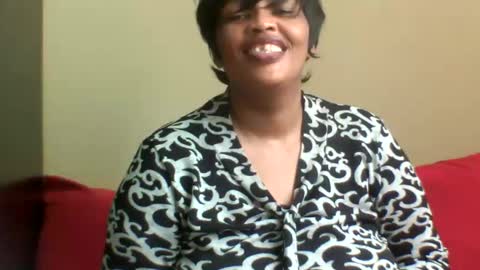 Snapshot of ddboobsnipples chatting on November 2025 08:05:01 AM ddboobsnipples online show from November 2025 08:05:01 AM