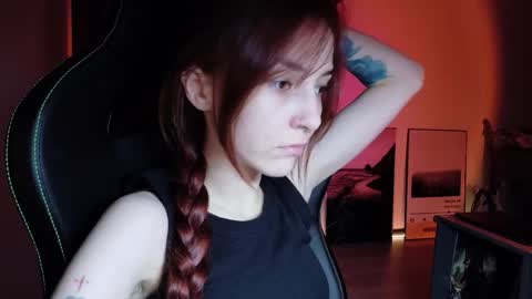 Snapshot of dead_girll chatting on June 2026 11:41:02 PM freak online show from June 2026 11:41:02 PM