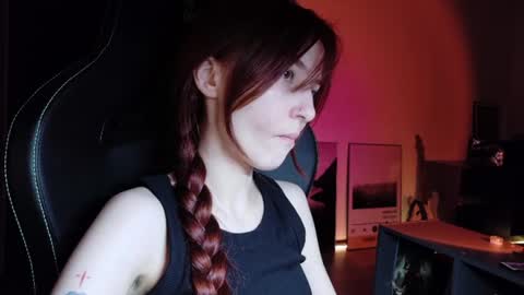 Snapshot of dead_girll chatting on June 2026 11:47:02 PM freak online show from June 2026 11:47:02 PM