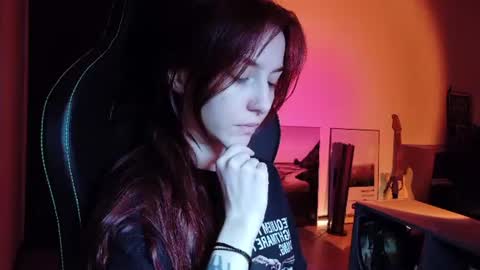 Snapshot of dead_girll chatting on June 2026 10:45:02 PM freak online show from June 2026 10:45:02 PM