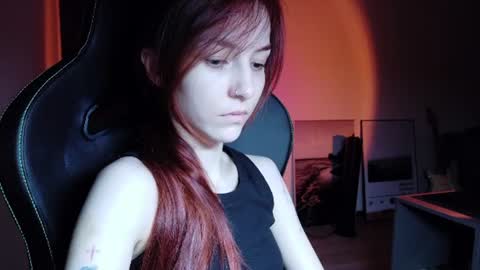 Snapshot of dead_girll chatting on June 2026 12:53:02 AM freak online show from June 2026 12:53:02 AM