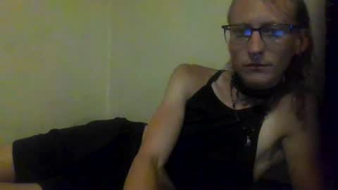 Snapshot of deadhoefreak chatting on July 2026 08:16:01 AM DeadHoeFreak online show from July 2026 08:16:01 AM