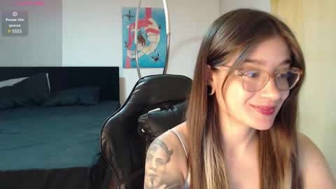 Snapshot of dearlilith6666 chatting on February 2025 11:53:02 PM dearlilith6666 online show from February 2025 11:53:02 PM