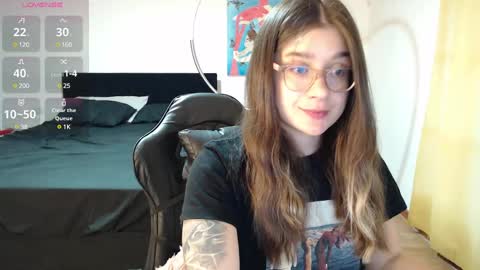 Snapshot of dearlilith6666 chatting on February 2025 12:58:02 AM dearlilith6666 online show from February 2025 12:58:02 AM