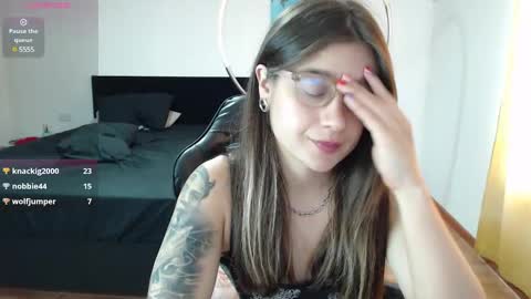 Snapshot of dearlilith6666 chatting on February 2025 05:15:01 PM dearlilith6666 online show from February 2025 05:15:01 PM