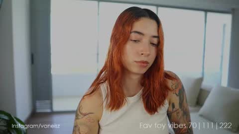 Snapshot of dearnina chatting on September 2025 02:31:02 PM NINA 30OFF online show from September 2025 02:31:02 PM