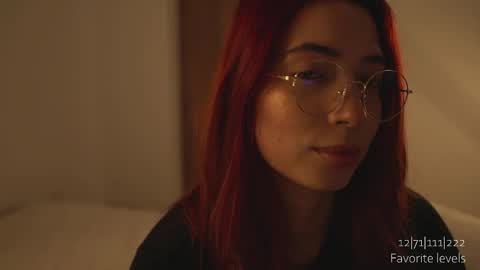 Snapshot of dearnina chatting on November 2025 12:18:02 PM NINA 30OFF online show from November 2025 12:18:02 PM