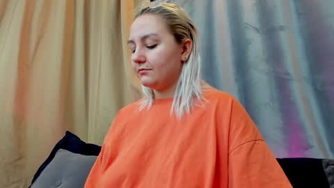 Snapshot of debbie_taylor chatting on December 2024 04:10:02 PM Debbie Mon Tue Fri Sun Sat GMT 3 1000am - 0400pm online show from December 2024 04:10:02 PM