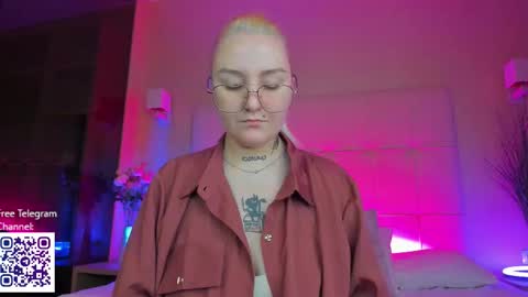 Snapshot of debbie_taylor chatting on December 2025 05:42:02 PM Debbie Mon Tue Fri Sun Sat GMT 3 1000am - 0400pm online show from December 2025 05:42:02 PM