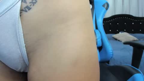 Snapshot of debora_brown_ chatting on December 2024 10:41:02 PM Dbora online show from December 2024 10:41:02 PM