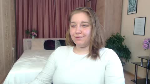 Snapshot of debramust chatting on January 2025 05:41:02 AM debramust online show from January 2025 05:41:02 AM