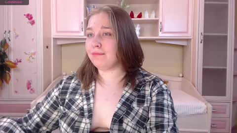 Snapshot of debramust chatting on January 2025 04:08:01 PM debramust online show from January 2025 04:08:01 PM