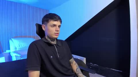 Snapshot of declan_fox chatting on September 2025 04:17:02 AM declan_fox online show from September 2025 04:17:02 AM