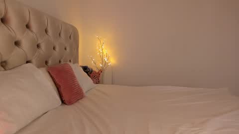 Denise online show from December 2024 11:00:02 AM