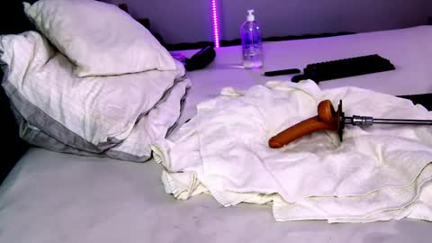   Tikhomirov old usersname    Instagram- tikhomirovandreea17 Twitter DeeaOfficial17  online show from March 2026 02:04:02 AM