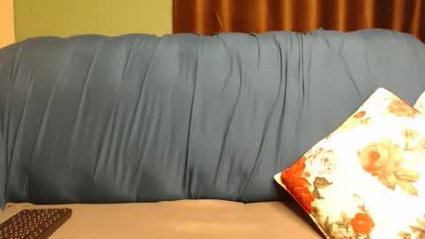 Dee online show from February 2026 07:47:02 PM