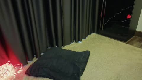 deedeedoll online show from February 2025 01:22:01 AM