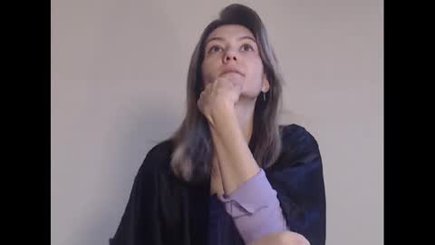 Deelightfull online show from February 2025 10:05:02 AM