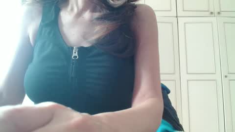 KamiDevi online show from April 2026 11:59:02 AM