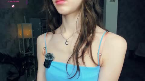 Amy online show from December 2025 07:21:02 PM