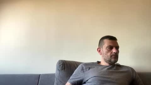 Snapshot of defloy chatting on November 2025 11:20:01 AM Defloy online show from November 2025 11:20:01 AM