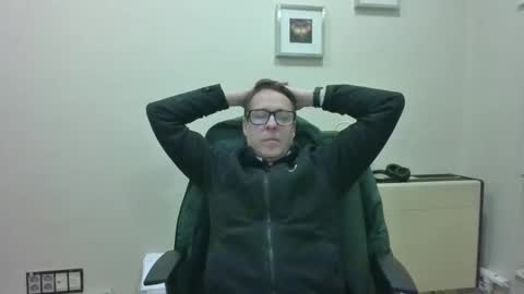 Snapshot of deimosmad chatting on December 2025 06:23:01 PM deimosmad online show from December 2025 06:23:01 PM