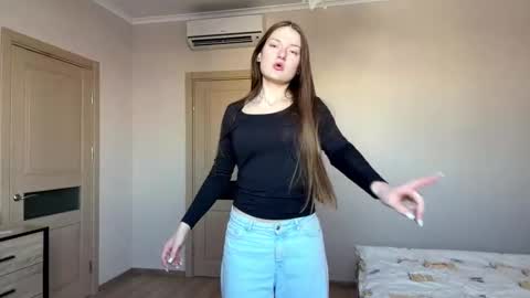 Mila online show from February 2026 07:21:02 AM