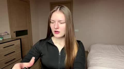 Mila online show from April 2026 11:41:01 AM