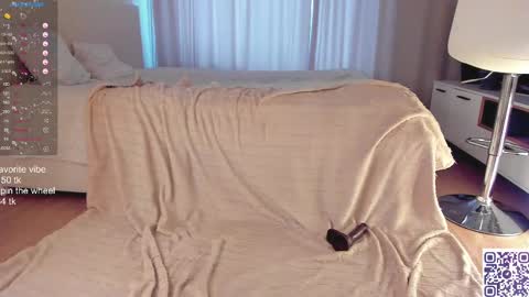 Snapshot of delanona chatting on March 2025 09:07:01 AM Dia online show from March 2025 09:07:01 AM