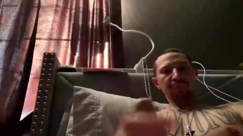 delgadomalo13 online show from December 2024 07:58:02 PM