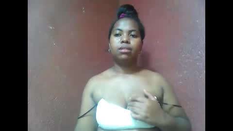 deliah712909 online show from January 2025 02:14:02 PM