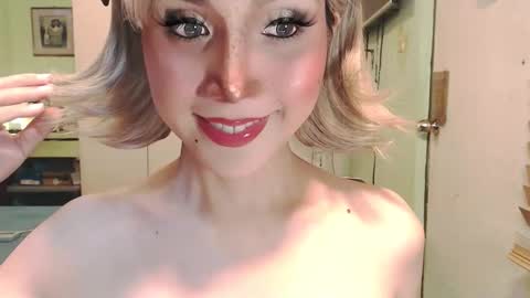 Snapshot of deliciosats chatting on April 2026 05:48:02 AM Mercedes online show from April 2026 05:48:02 AM