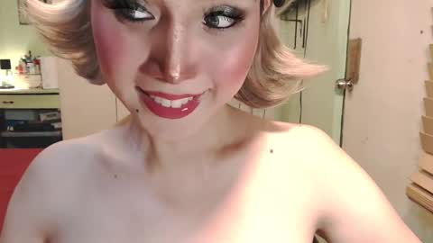 Snapshot of deliciosats chatting on May 2026 02:52:01 AM Mercedes online show from May 2026 02:52:01 AM